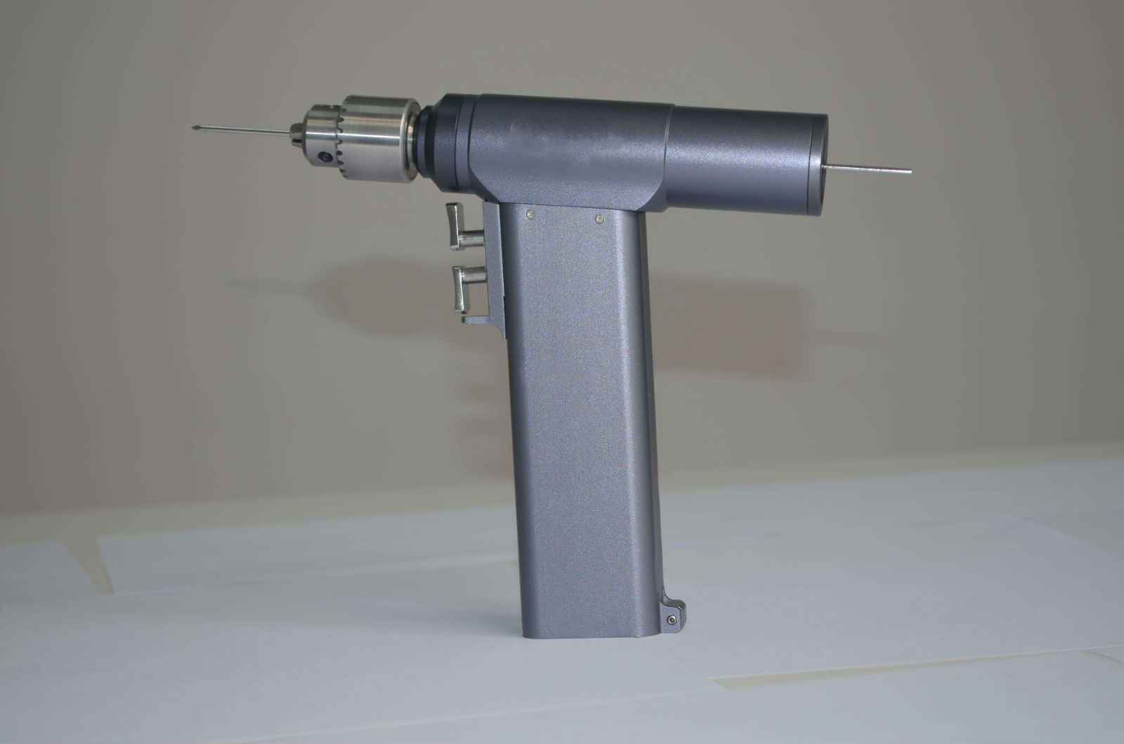 手術(shù)電鉆專(zhuān)用電機(jī)_耳鼻喉/神經(jīng)和脊椎電動(dòng)鉆微型電機(jī)-萬(wàn)至達(dá)電機(jī)